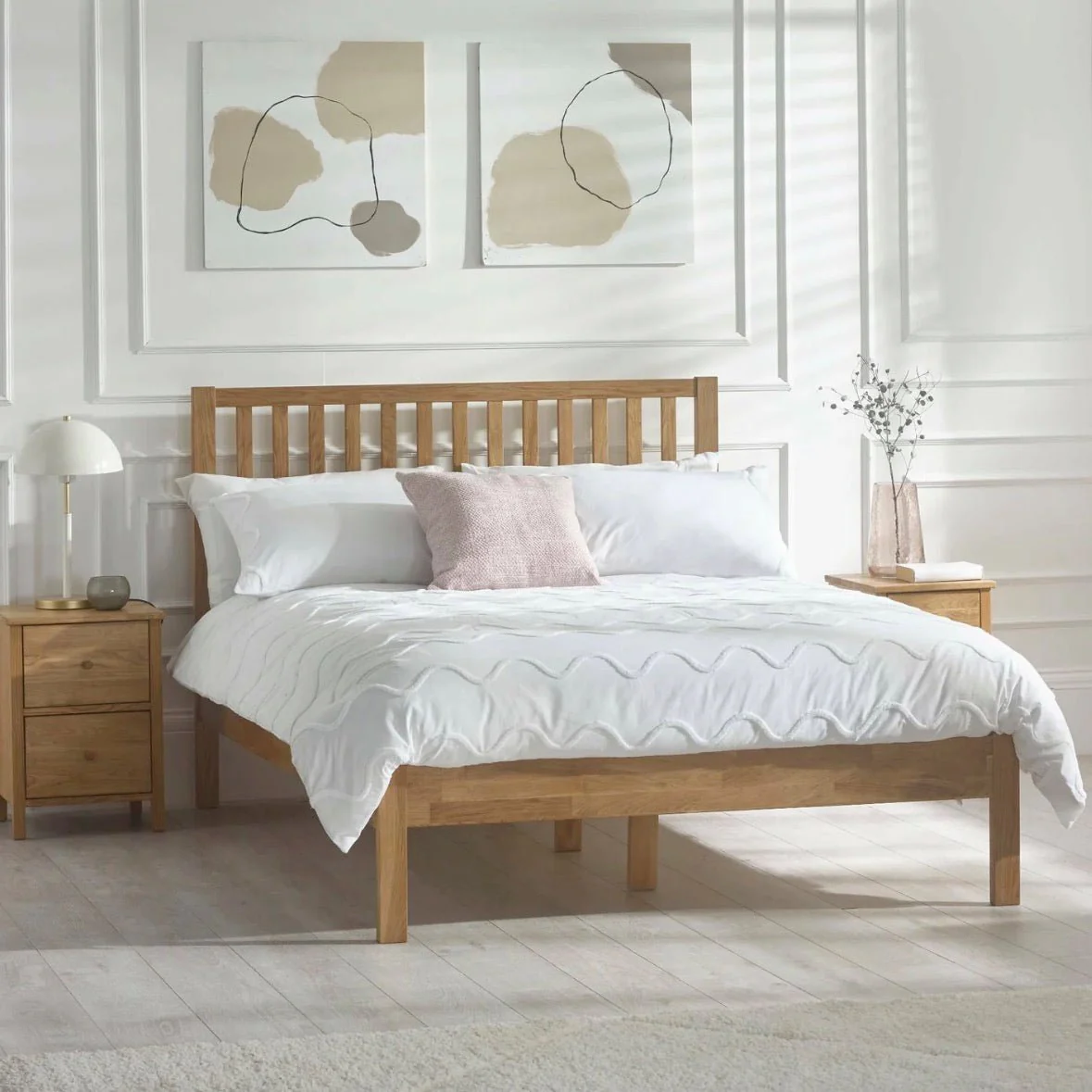 Coxmoor Oak Bed - (2 Sizes)