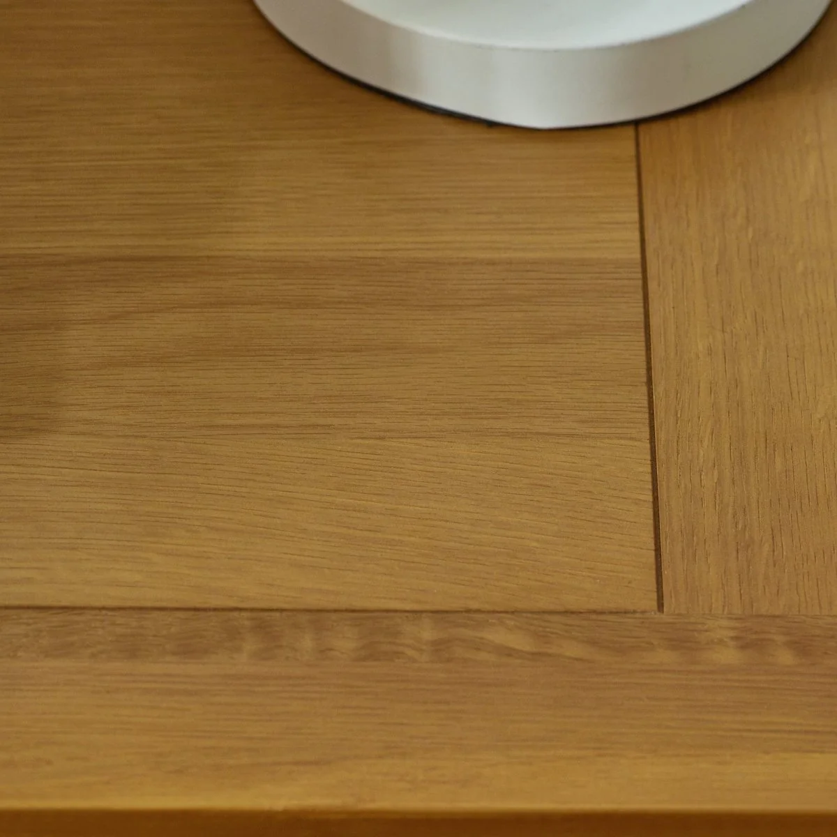 Marlborough Oak 3 Drawer Bedside Table - Image 12