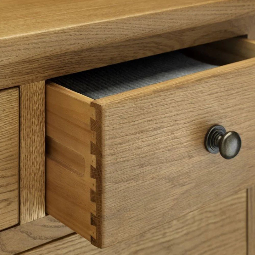Marlborough Oak 3 Drawer Bedside Table - Image 6