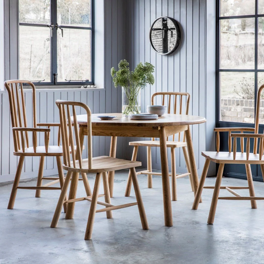 Wycombe Round Extending Dining Table - Oak - Image 4